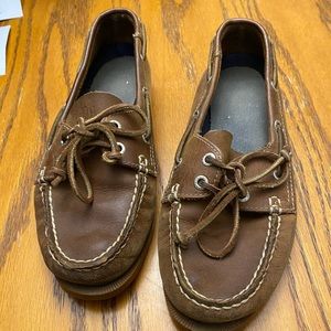 Womens Size 7 G. H. bass Boat Shoes